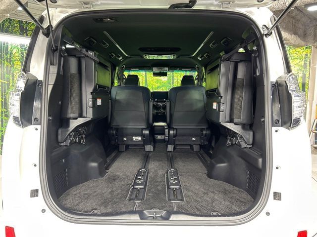 TOYOTA VELLFIRE 4WD 2017