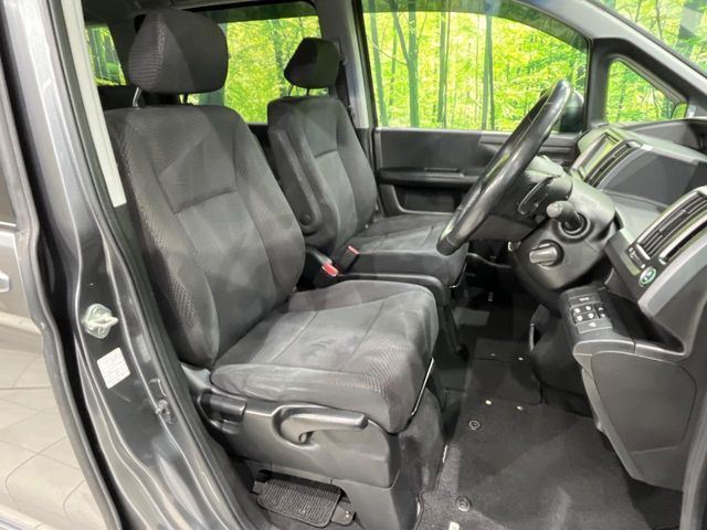 HONDA STEPWAGON SPADA 4WD 2010