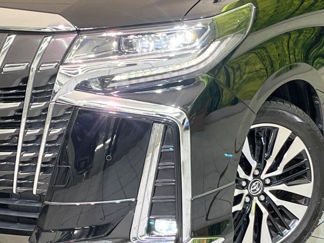 TOYOTA ALPHARD 2018