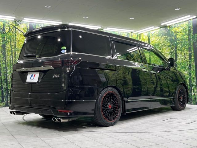 NISSAN ELGRAND  4WD 2018