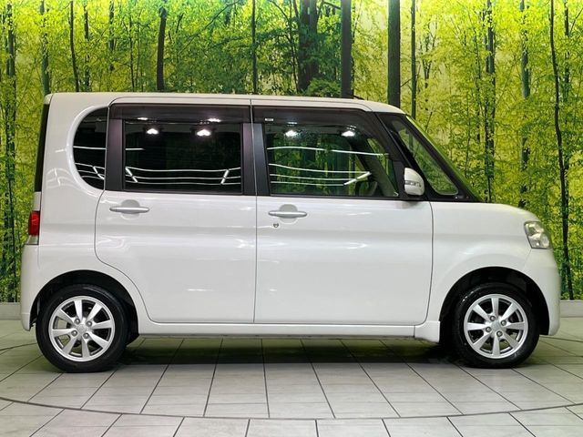 DAIHATSU TANTO 2010