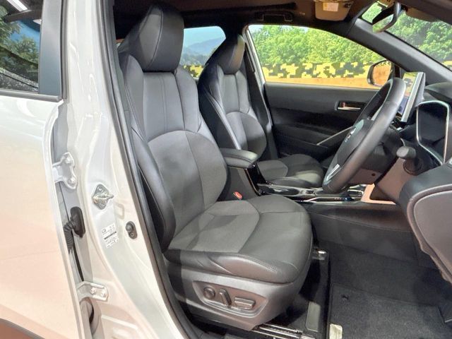 TOYOTA COROLLA CROSS HYBRID 2025