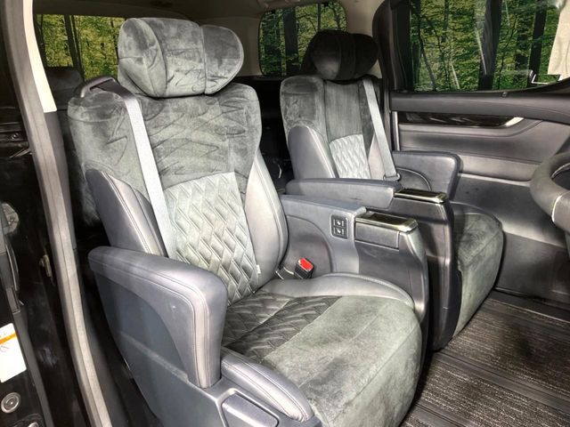 TOYOTA ALPHARD 4WD 2017