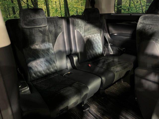 TOYOTA ALPHARD 4WD 2017