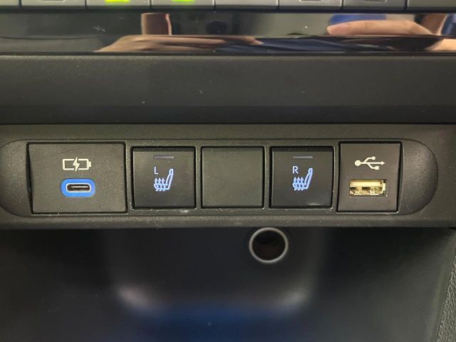 TOYOTA YARIS CROSS HYBRID 2023