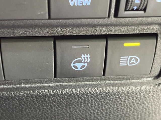 TOYOTA YARIS CROSS HYBRID 2023