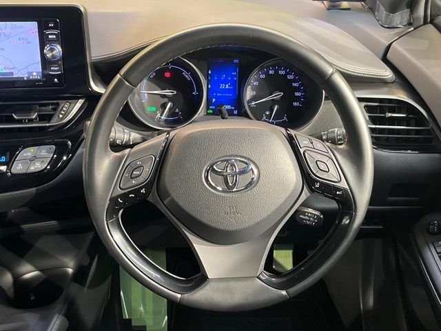 TOYOTA C-HR 2017