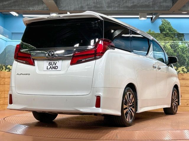 TOYOTA ALPHARD 2022