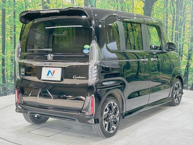 HONDA N BOX CUSTOM 2018