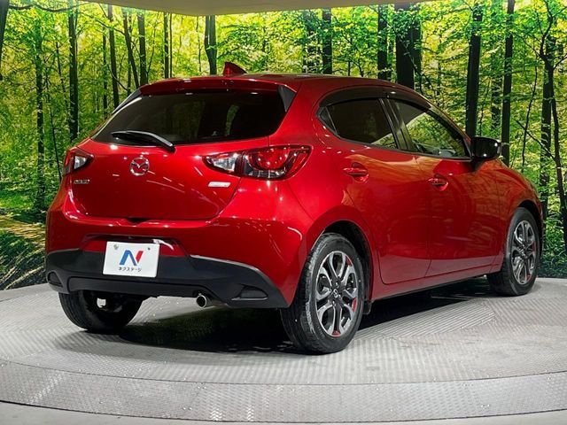 MAZDA DEMIO 2016