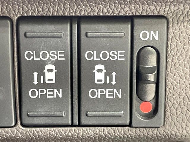 HONDA FREED HYBRID 2018