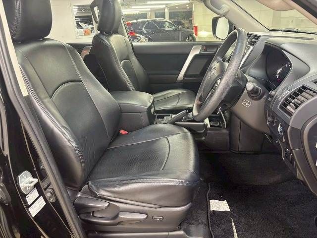 TOYOTA LANDCRUISER PRADO 2018