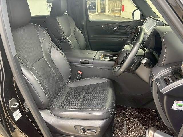 TOYOTA VELLFIRE  HYBRID 2023