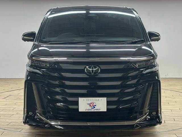 TOYOTA VELLFIRE  HYBRID 2023
