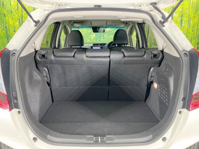 HONDA FIT HYBRID 2016