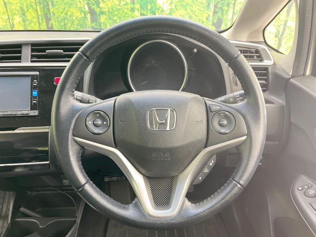 HONDA FIT HYBRID 2016