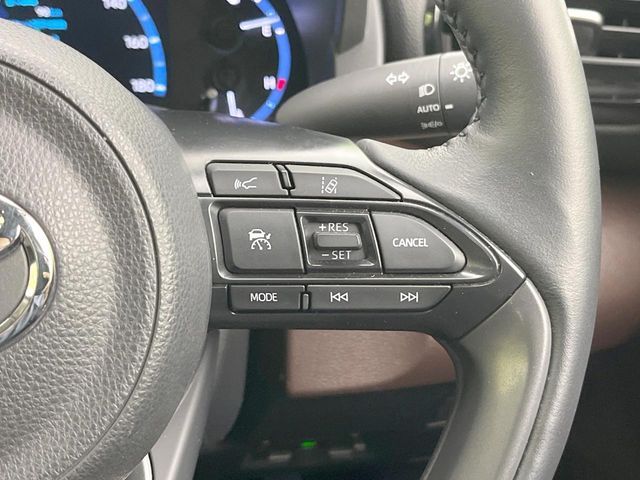 TOYOTA YARIS CROSS HYBRID 2023