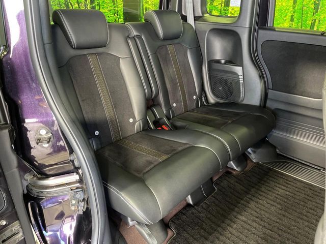 HONDA N BOX CUSTOM 4WD 2019