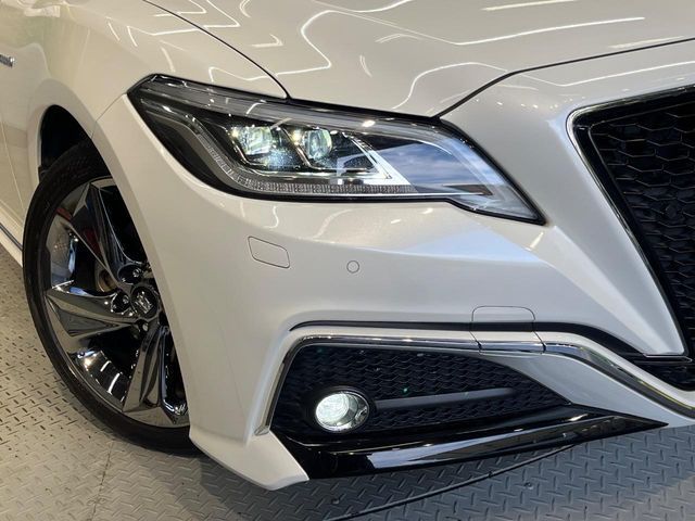 TOYOTA CROWN sedan hybrid 2020