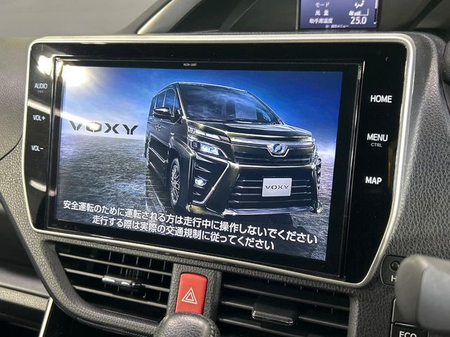 TOYOTA VOXY 2020