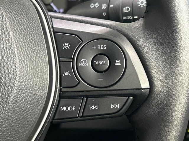 TOYOTA COROLLA CROSS HYBRID 2025