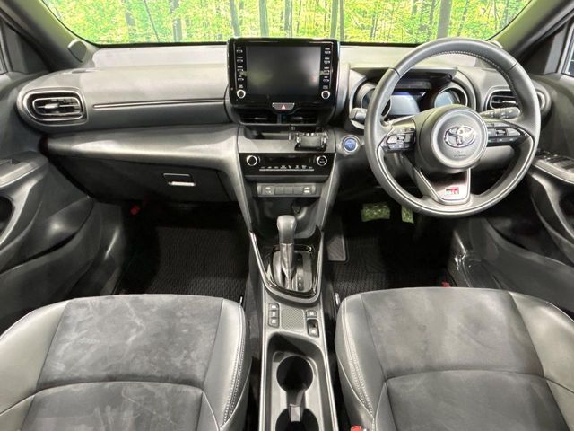 TOYOTA YARIS CROSS HYBRID 2023