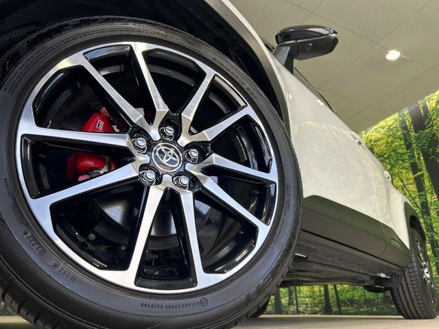 TOYOTA YARIS CROSS HYBRID 2023