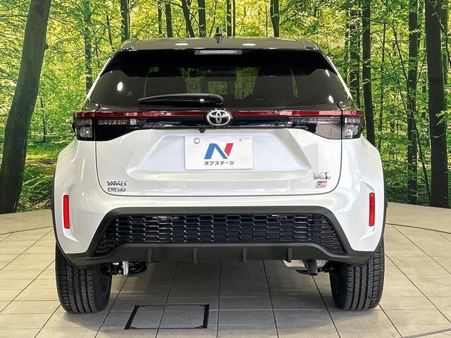 TOYOTA YARIS CROSS HYBRID 2023