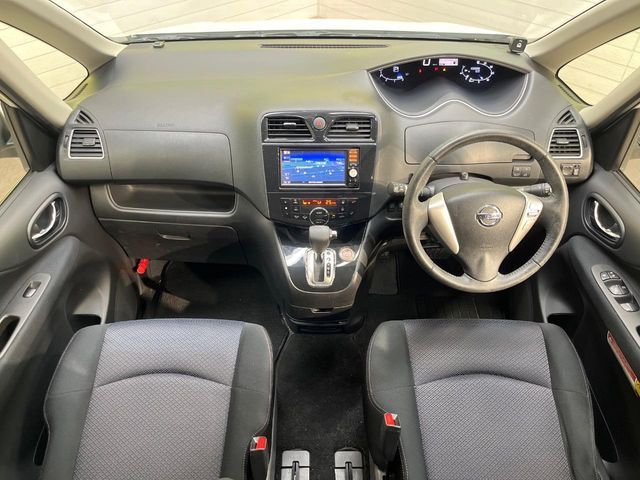 NISSAN SERENA  S-HYBRID 2013