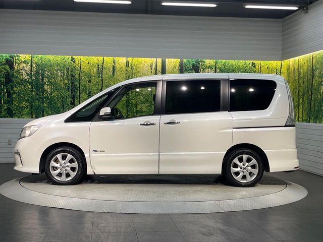 NISSAN SERENA  S-HYBRID 2013
