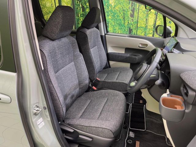 TOYOTA SIENTA HYBRID 2022