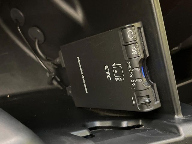 HONDA FIT HYBRID 2011