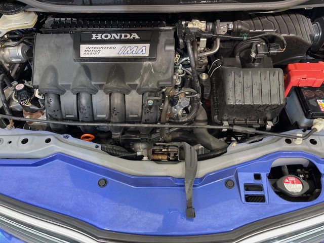 HONDA FIT HYBRID 2011