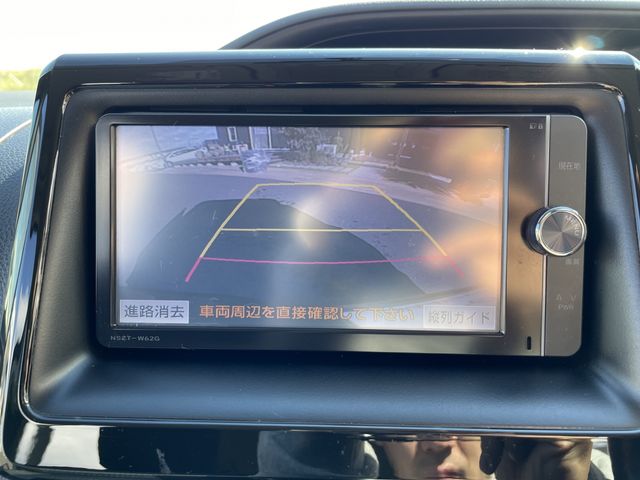 TOYOTA NOAH 4WD 2014