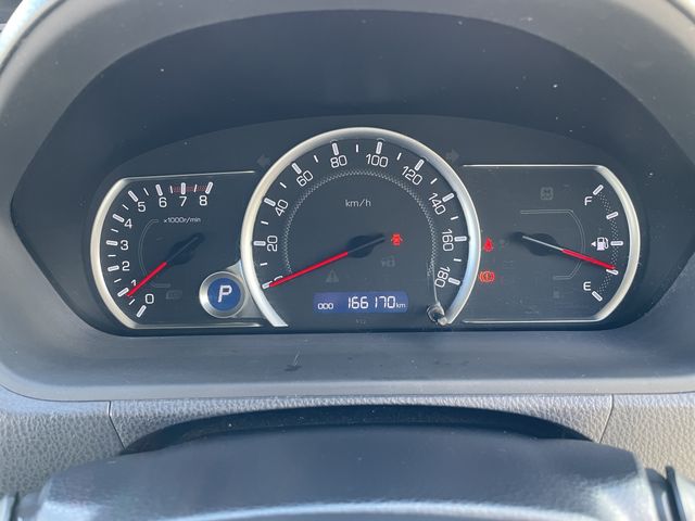 TOYOTA NOAH 4WD 2014