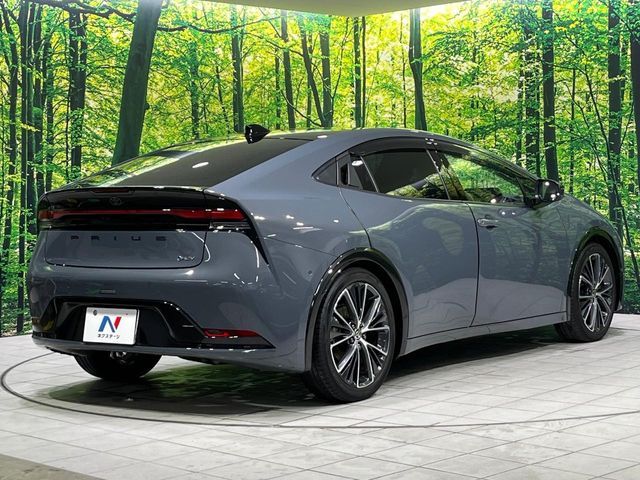 TOYOTA PRIUS 4WD 2023