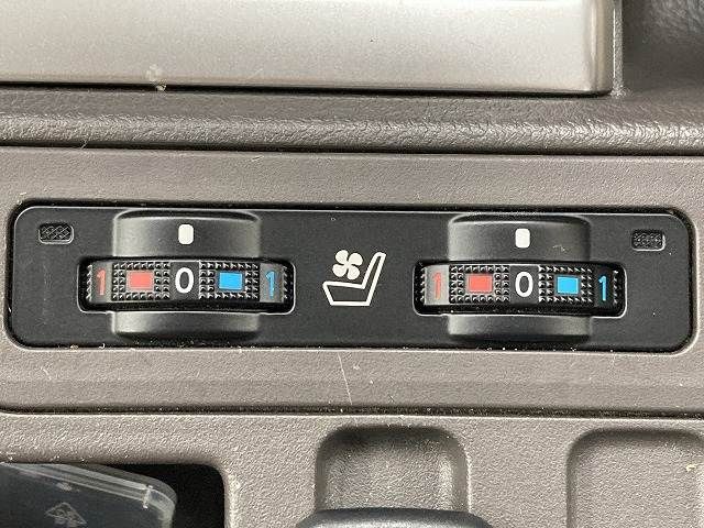 TOYOTA LANDCRUISER PRADO 2022