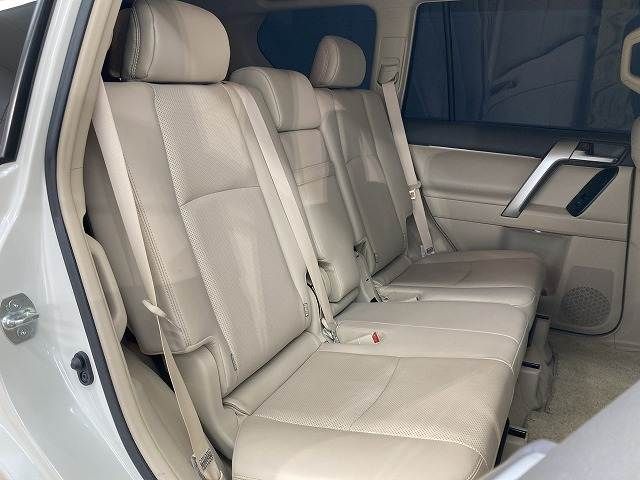 TOYOTA LANDCRUISER PRADO 2022