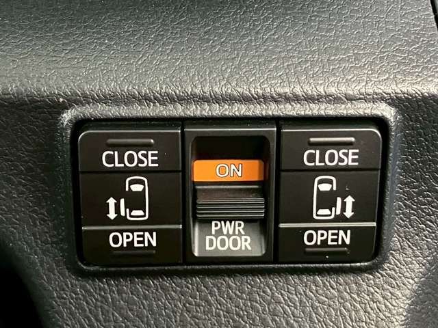 TOYOTA SIENTA HYBRID 2020