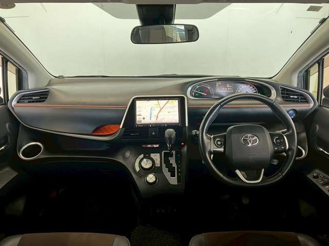 TOYOTA SIENTA HYBRID 2020