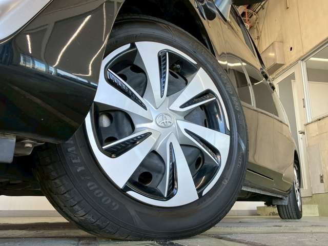 TOYOTA SIENTA HYBRID 2020