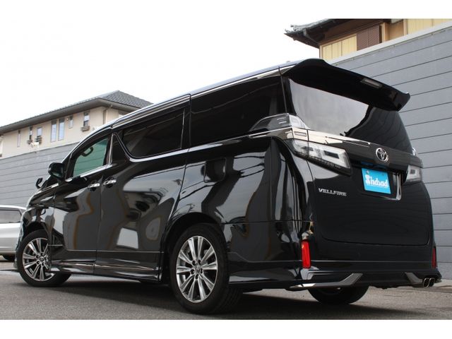 TOYOTA VELLFIRE 2023