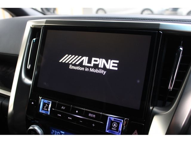 TOYOTA VELLFIRE 2023