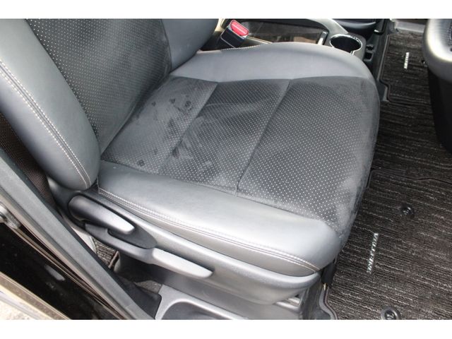 TOYOTA VELLFIRE 2023