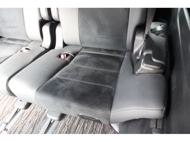 TOYOTA VELLFIRE 2023