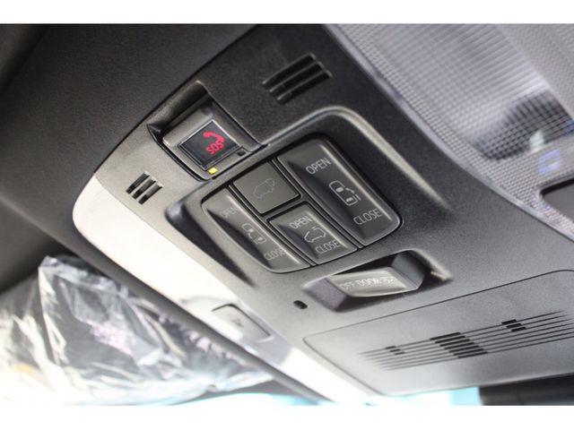 TOYOTA VELLFIRE 2023