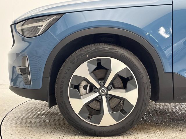 VOLVO VOLVO XC40 2023