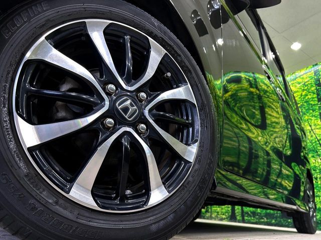 HONDA N BOX CUSTOM 2018