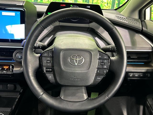 TOYOTA PRIUS 2023