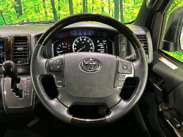 TOYOTA HIACE van 2WD 2021